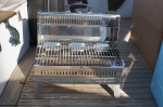 Jack gave us a dirty and old barbecue. Rebecca spend a couple hours with it and afterwards it looks NEW!! Thanks Jack!